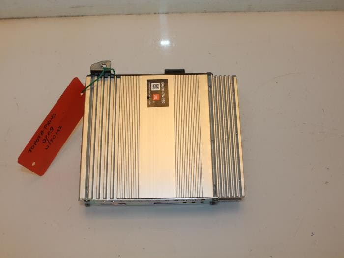 Radio versterker Toyota Prius O145075, Auto-onderdelen, Elektronica en Kabels