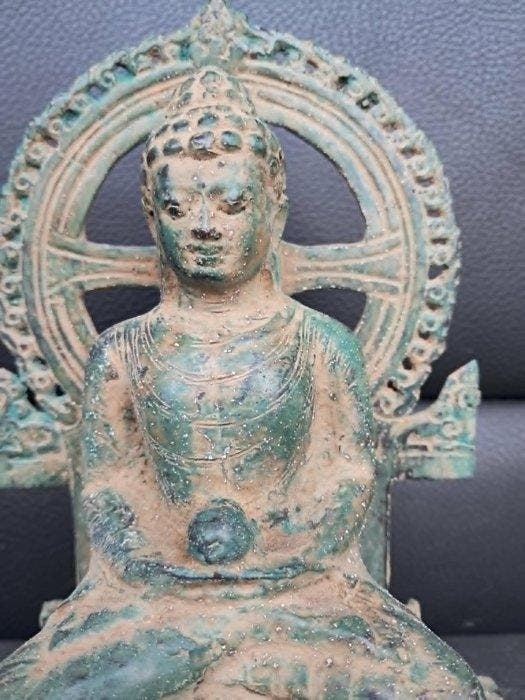 Standbeeld van de Javaanse Amitabha Boeddha - Brons -, Antiek en Kunst, Kunst | Niet-Westerse kunst