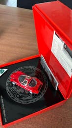 Minichamps 1:43 - Model coupé - Alfa Romeo Tipo 33 Stradale
