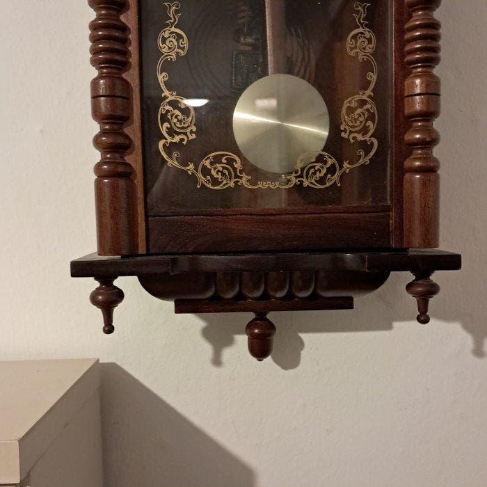 Wandklok - Hermle - Hout, Messing - 1970-1980 - wandregelaar, Antiek en Kunst, Curiosa en Brocante