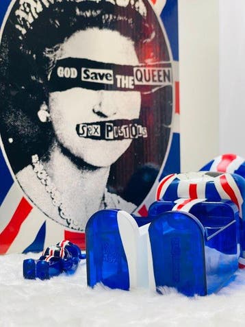 Medicom toy - BE@RBRICK 400% & 100% God Save The Queen