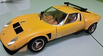 Kyosho 1:18 - Voiture de sport miniature - Lamborghini MIURA