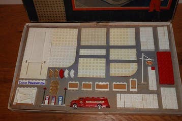 Lego Set - 310 - Classic Town - Esso Tankstelle Service, Nieuw