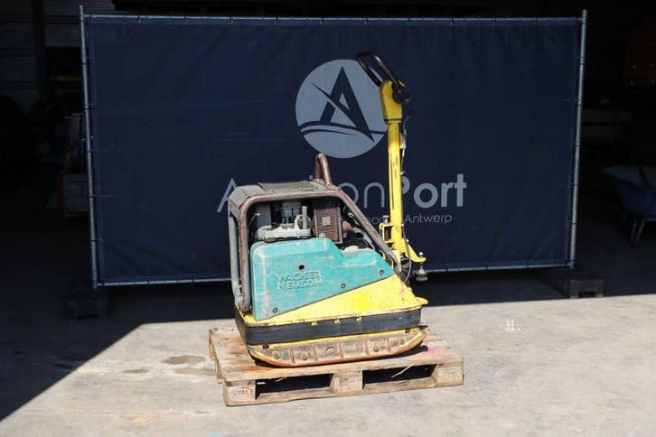 Veiling: Trilplaat Wacker Neuson DPU 6555H Diesel 9.6kW 2013, Articles professionnels, Machines & Construction | Autre, Enlèvement