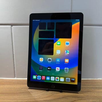 Apple iPad (5th Generation) 128GB Wifi - Mobiele telefoon, Nieuw