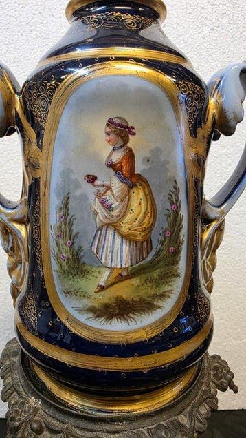 Vaas (2) - Porselein, Brons - porseleinen / brons vaas