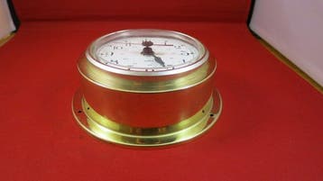 Horloge de cloison/horloge de bord - Junghans - - Laiton