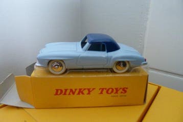 Dinky Toys 1:43 - Voiture miniature (2) - Peugeot 403