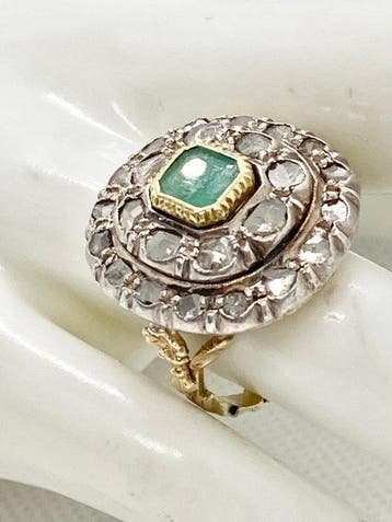 Bague tendance - 18 carats Or jaune - 3.36ct. tw. Émeraude -
