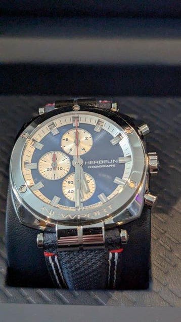 Michel Herbelin - NEWPORT – HÉRITAGE CHRONOGRAPHE –35664AP25