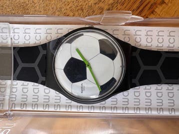 Swatch - FOOTBALLISSIME - SUOZ216C - 2016 - Horloge, Nieuw