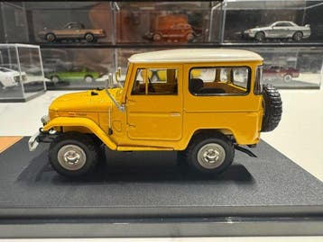 1:43 - Modelauto - Toyota Land Cruiser FJ40 1974, Nieuw
