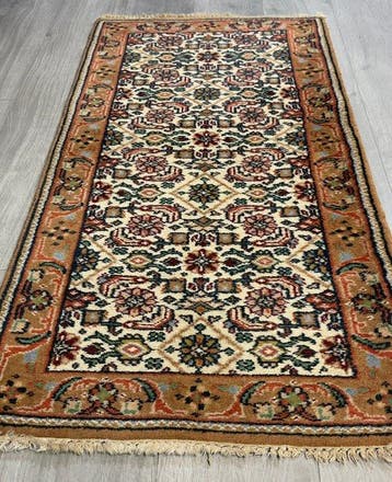 Tabriz - Vloerkleed - 123 cm - 63 cm, Nieuw