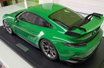 GT Spirit 1:8 - Model sportwagen - PORSCHE 911 - 992 GT3