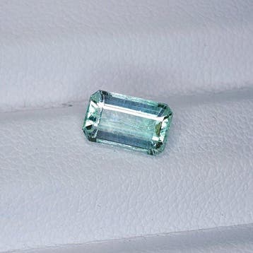 Zonder minimumprijs Smaragd - 1.16 ct - International, Handtassen en Accessoires, Edelstenen, Nieuw