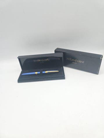Yves Saint Laurent - Yves Saint Laurent collection pluma