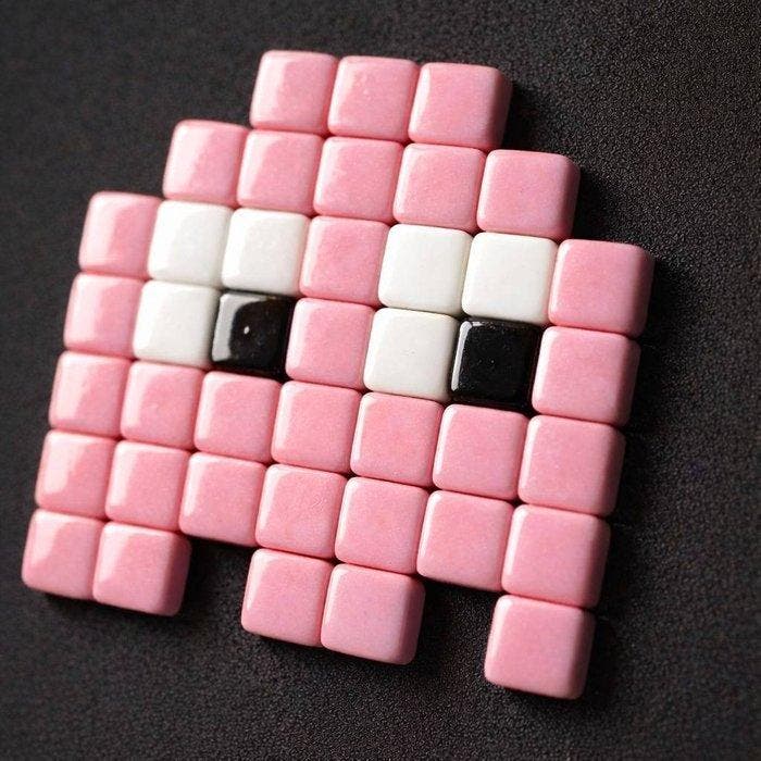 nLm - Pac-Man Pink (Ghost) • Mosaic • 3/50, Antiquités & Art, Art | Objets design