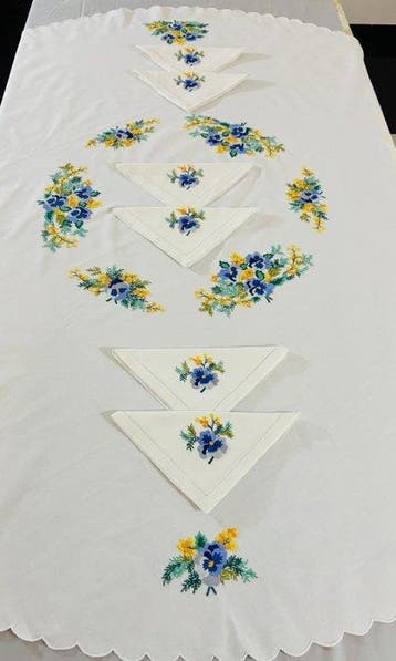 Tafelkleed (9) - 170 cm - 170 cm - RICAMO VINTAGE