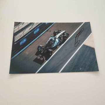Mercedes - George Russell - 2026 - Foto
