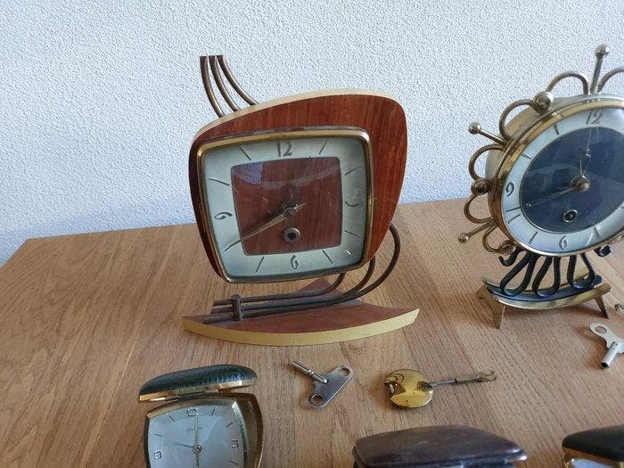 Tafelklokjes, wekkers, wandklokje (25) - Metaal - 1950-1960, Antiquités & Art, Antiquités | Horloges