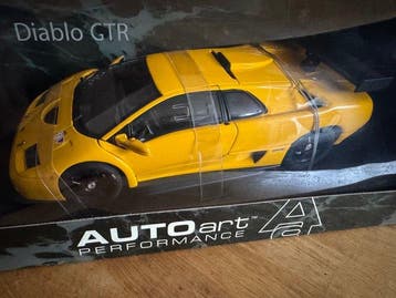 Autoart 1:18 - Voiture de sport miniature - Lamborghini