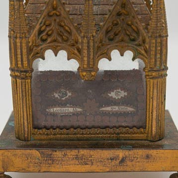 Reliquaire avec des reliques en tissu de saints,, Antiquités & Art