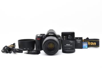 Nikon D40 CCD Sensor + AF-S Nikkor 4-5.6/55-200mm G VR, Nieuw