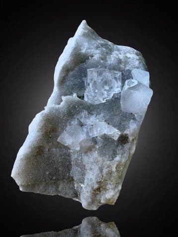 RARA! Association de fluorite sur marbre de Carrare