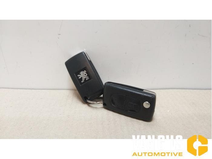 Klapsleutel Peugeot 5008 O193549, Auto-onderdelen, Carrosserie