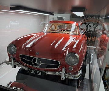 IXO 1:8 - Model sportwagen - MERCEDES - BENZ 300 SL Ali di, Hobby en Vrije tijd, Nieuw