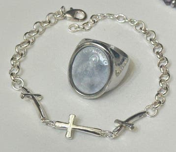 2 rozenkransen en een ring met Onze-Lieve-Vrouw Maria en, Antiek en Kunst