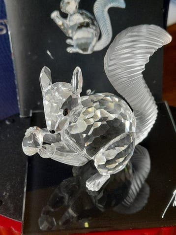 Swarovski - Figurine - Anniversary Squirrel 208433 - Box +