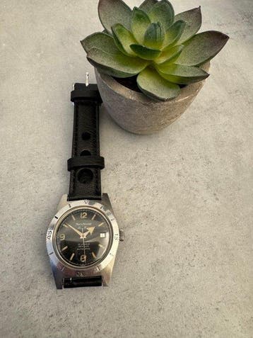 Marc Nicolet - Skin Diver – 17 Jewels – Automatic – Swiss