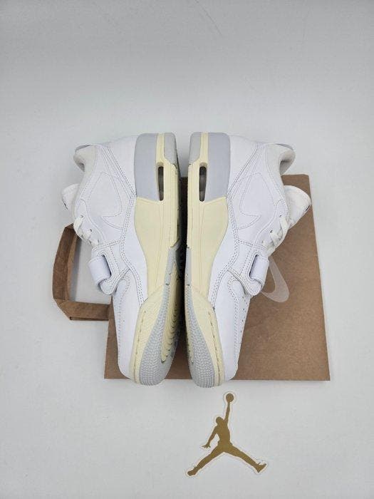 Air Jordan - Nike Air Jordan Legacy 312 low White/Coconut, Kleding | Heren, Schoenen