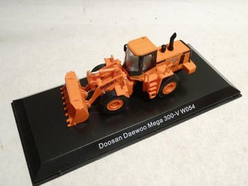Siku, IXO 1:50 - Modelmachines (3) - Doosan Daewoo Mega, Nieuw