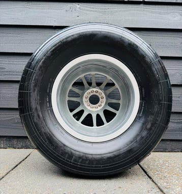Wiel compleet met band - Pirelli - O.Z, Nieuw