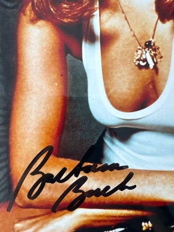Barbara Bach as Anya Amasova - Agent Tripple X handsigned, Nieuw