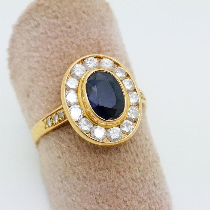 Ring - 18 karaat Geel goud - 1.90ct. tw. Saffier - Diamant, Bijoux, Sacs & Beauté, Bagues