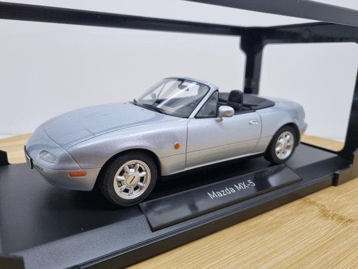 Norev 1:18 - Modelauto - Mazda MX-5 / Miata - Met Hardtop!, Hobby en Vrije tijd, Modelauto's | 1:5 tot 1:12