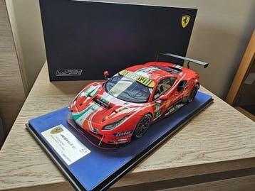 Look Smart 1:18 - Voiture de course miniature - Ferrari 488