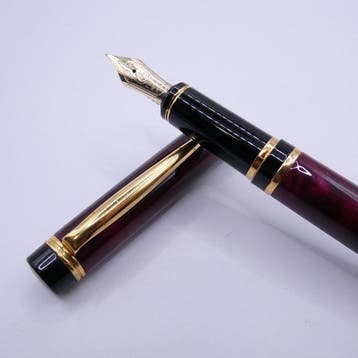 Pilot - Pilot Grance Fountain Pen Red Marble Gold Trim, Nieuw