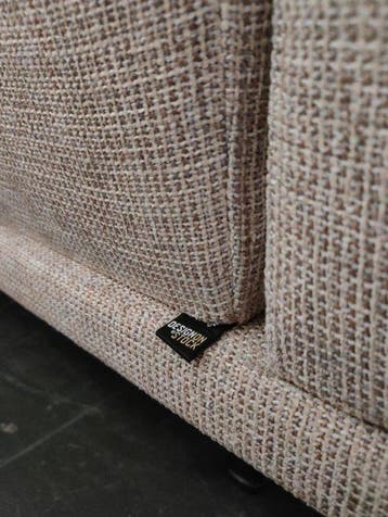 Design on Stock - Tom Dissel - Settle (zitbank met hoge