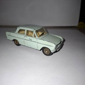 Dinky Toys 1:43 - Voiture miniature (3) - Opel Kadett;, Nieuw