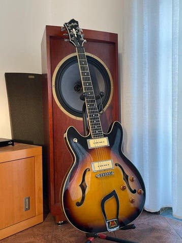 Hagström - Viking P - - Archtopgitaar, Nieuw