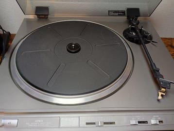 Aiwa - AP-2400E à entraînement direct Table tournante
