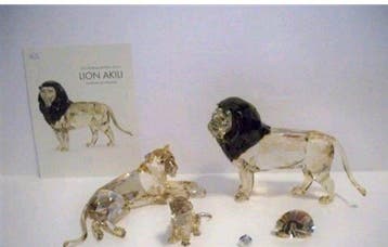 Swarovski - Beeldje - Famiglia Leone Akili (3) - Kristal