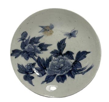 Bord - Fine Japanese Nabeshima Blue & White Porcelain Bowl