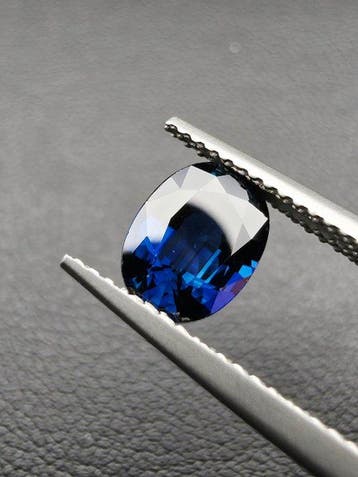 Blauw Saffier - 1.63 ct - Antwerp Laboratory for Gemstone, Nieuw