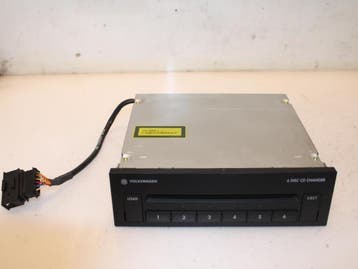 CD Wisselaar Volkswagen Touran O122237
