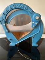 Raadvad - Ove Larsen - Broodsnijmachine - 294 - Roestvrij